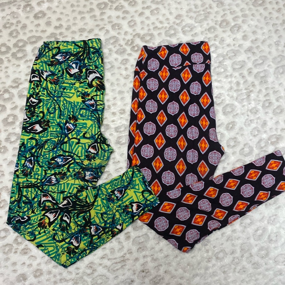 2 pair Lularoe leggings tall and curvy